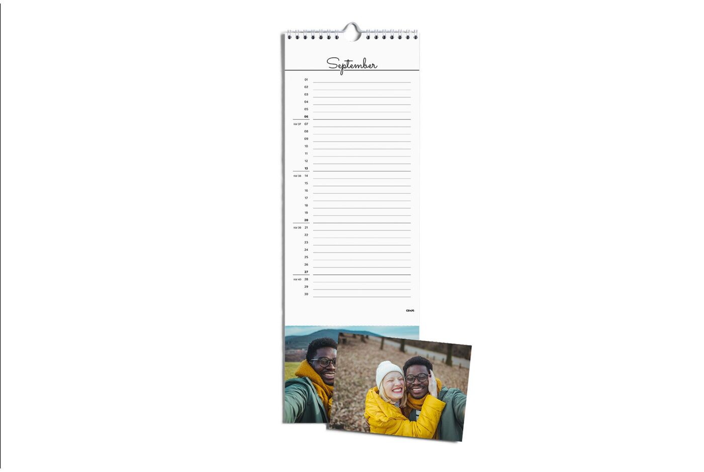 CEWE Küchenkalender mit abtrennbaren Fotos mit Kalenderseite für September und zwei Fotos von lächelnden Menschen